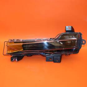 1507928-00-d Tesla Model Y Fog Light Left Driver 2020 2021 2022 2023 2 Pin Oem