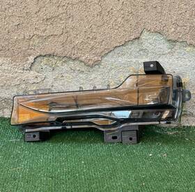 P1077391-00-f Tesla 2017-2023 Model 3/y Front Left Driver Fog Light Oem Used P1077391-00-f Tesla 2017-2023 Model 3/y Front Left Driver Fog Light Oem Used