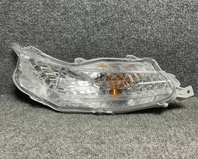 08-312-1655r-f Toyota Camry Front Right Passenger Side Turn Signal Halogen Fog Light 08-312-165 08-312-1655r-f Toyota Camry Front Right Passenger Side Turn Signal Halogen Fog Light 08-312-165