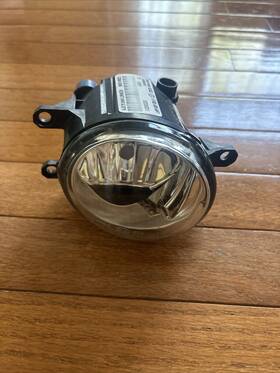 09011 Toyota 2011 2012 2013 Tacoma/2012-2014 Prius Fog Light Oem Left/drivers