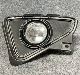 52040-42050 Toyota 2016-2018 Rav4 Front Left Driver Fog Light Lamp With Bezel Cover