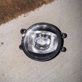 81220-yq01000 Toyota 2018-2022 Tundra Left Driver Side Fog Light Lamp Led 81220-yq010 Oem