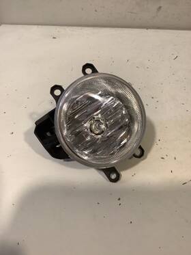 C96l-10739 Toyota 947-439 2014 -2016 Fog Light Driver Lh Oem Tl