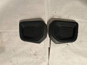 52127-04040 Toyota To1039186 M15 - 2016-2023 Tacoma Fog Light Covers Driver/passenger Side