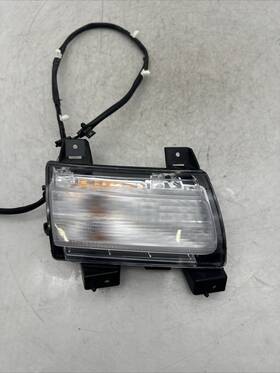 18-6197 Tyc 2018-2022 Jeep Wrangler Fog Light Right Rh Passenger Led Running Lamp