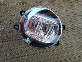 19-6117-00-9 Tyc Oem Lexus Toyota Right Fog Light Assembly-capa Certified