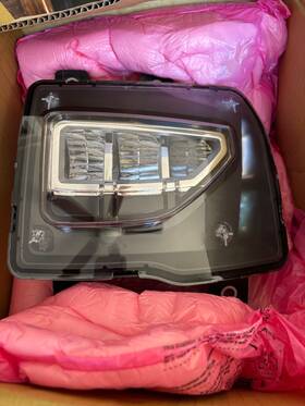19-6208-00-1 Tyc 2016-2019 1500 Chevrolet Silverado Driver Led Fog Lamp