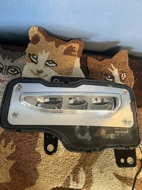 19-6210-00-9 Tyc Gmc Sierra 1500 16 Foglight Fog Light Assembly-capa Certified
