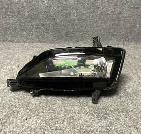 36352037 Volkswagen 2018 - 2020 Golf Right Passenger Side Halogen Fog Light