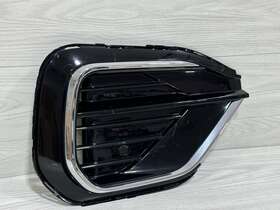3cn853666f Volkswagen 2020-2021 Atlas R-line Front Fog Light Cover Grill Right