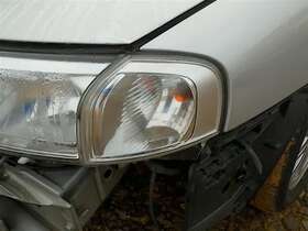 116-60374l Volvo Driver Corner/park Light Halogen Fits 99-06 80 Series