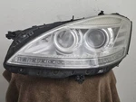2010-2013 Mercedes-benz W221 Left Drivers Side Headlight Xenon Oem. Fixed Price $225.00.