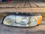 Headlight ASSEMBLY-2005 V70 Tyc 20-9082-00-1 Used. Fixed Price $99.97.