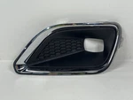 2019-2021 Jeep Cherokee Oem Front Right Fog Lamp Cover Trim Bezel 68287994AB. Fixed Price $39.99.