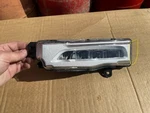 Bmw X5 G05 2018 Genuine Passenger Side Fog Lights Led Bumper P/n 63177406365-04. Fixed Price $678.29.