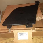 Nos Gm 06-10 Saturn Sky Front Right Bumper Fog Light Mesh Trim Molding 25779649. Fixed Price $99.99.