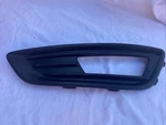 2015, 2016, 2017, 2018 Ford Focus Fog Light Bezel Left Driver's Side. Fixed Price $24.99.