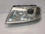 2002-05 Volkswagen Passat Drivers Left Headlight Halogen. Fixed Price $48.94.