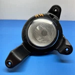305600 2018 2019 Toyota C-hr Passenger Right Fog Light Halogen With Bracket Oe. Fixed Price $100.00.